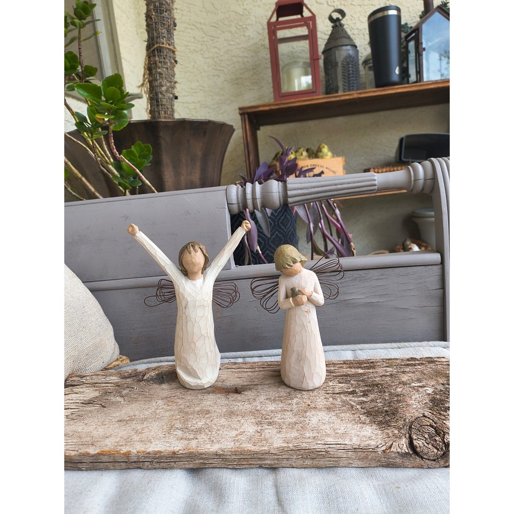 Willow Tree Courage Angel and Angel of Healing Figurine Set Susan Lordi‎ Resin